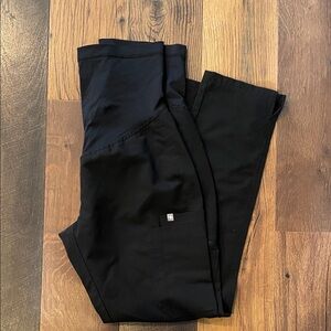 Figs black Yola maternity scrub pants sz small